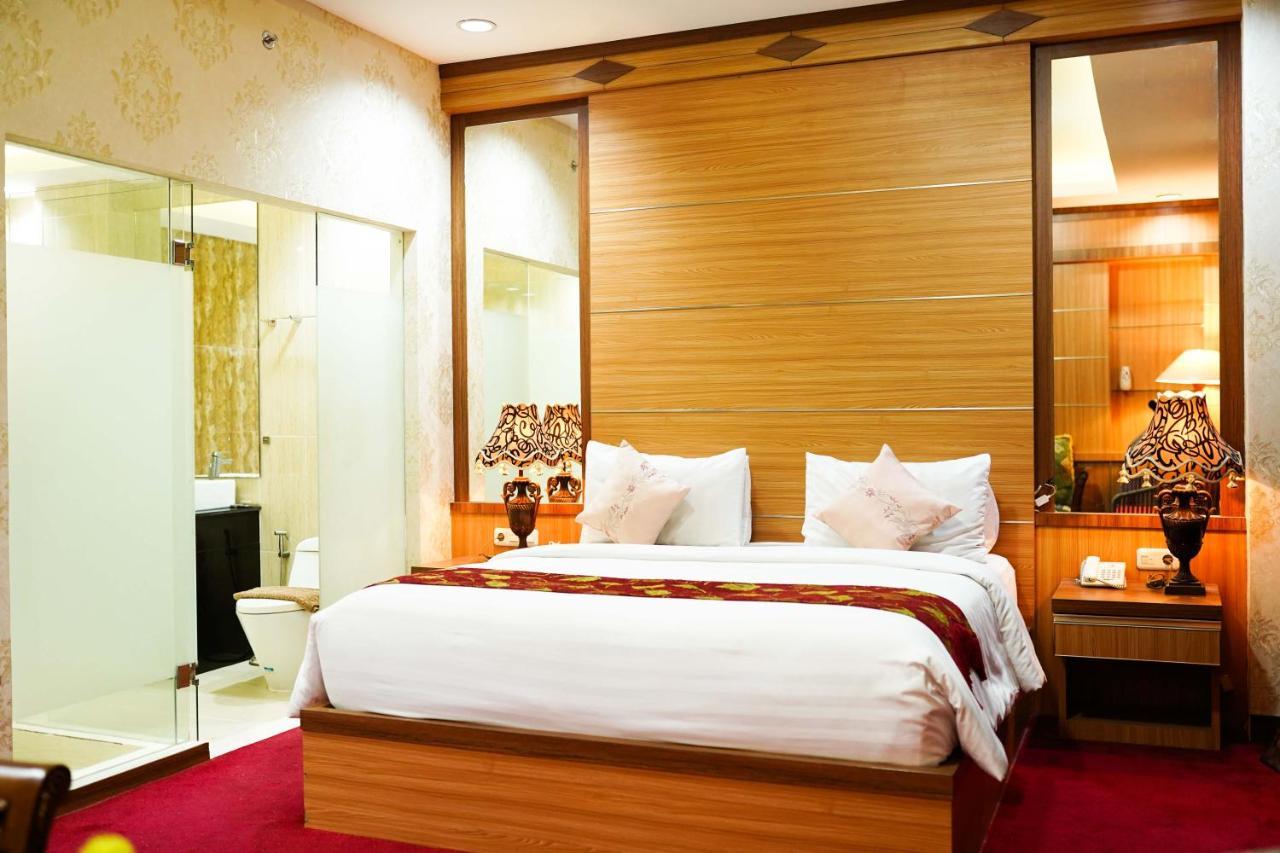Grand Buana Lestari Hotel Padang  Exteriér fotografie