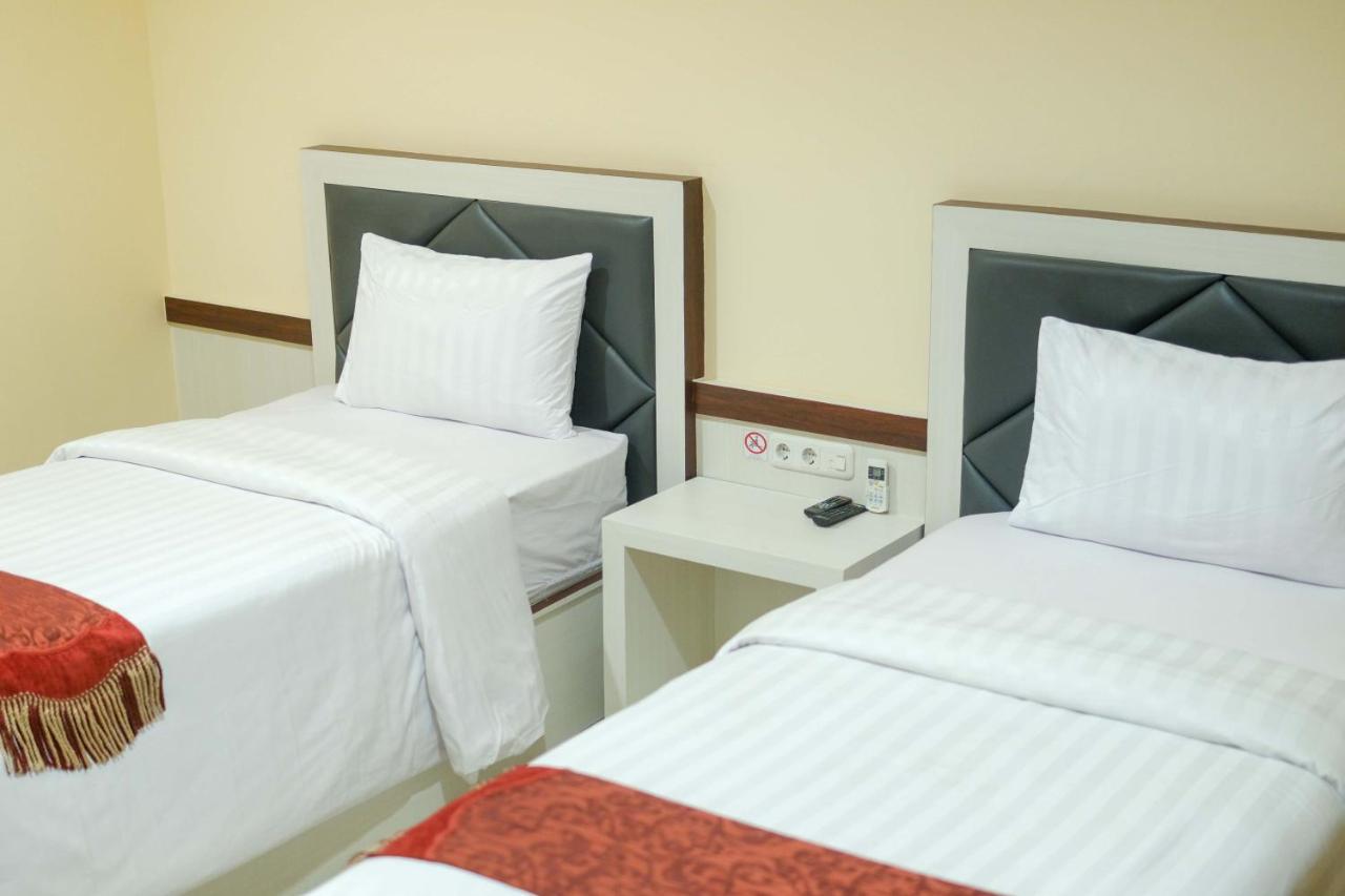 Grand Buana Lestari Hotel Padang  Exteriér fotografie