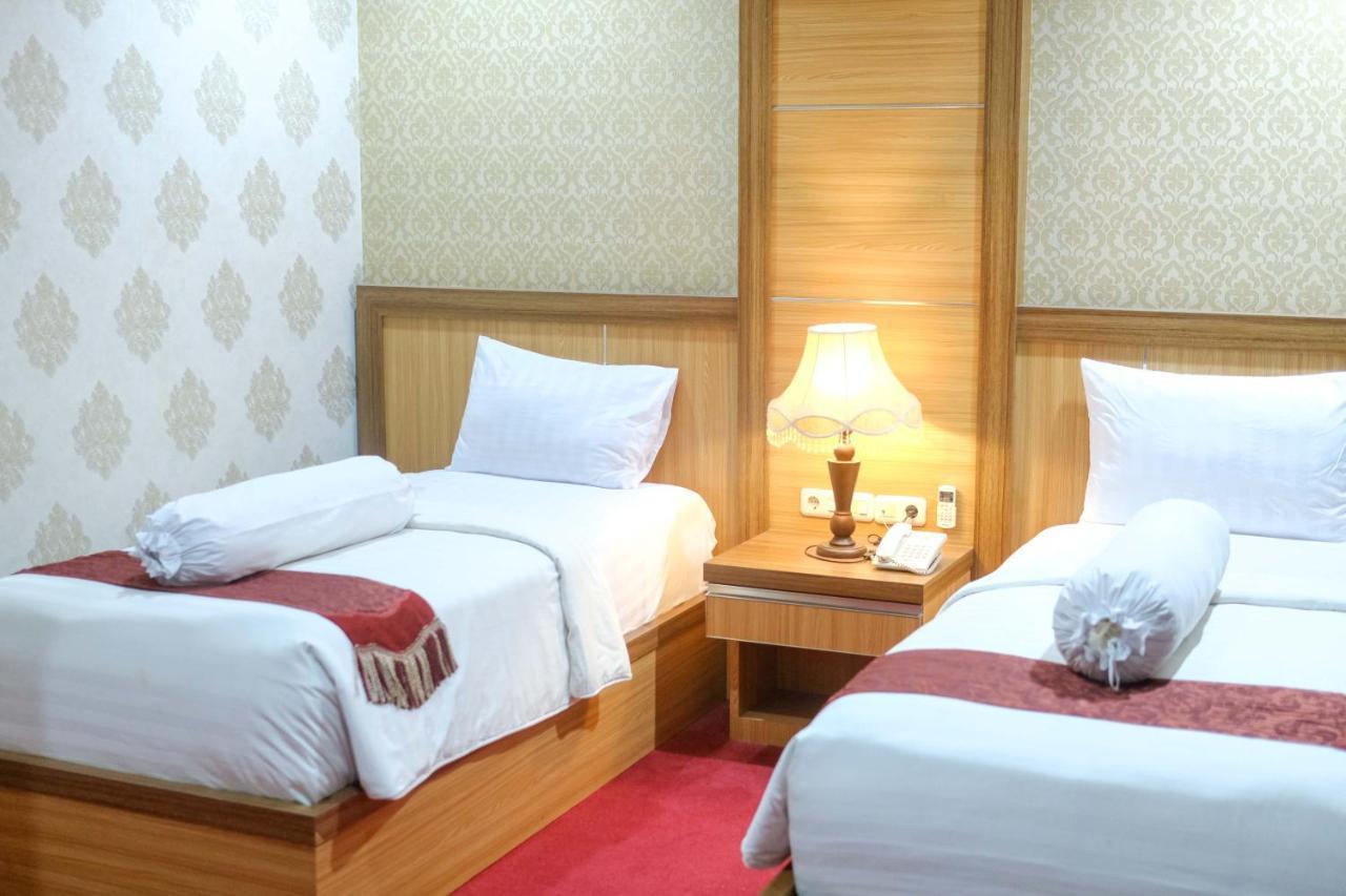 Grand Buana Lestari Hotel Padang  Exteriér fotografie